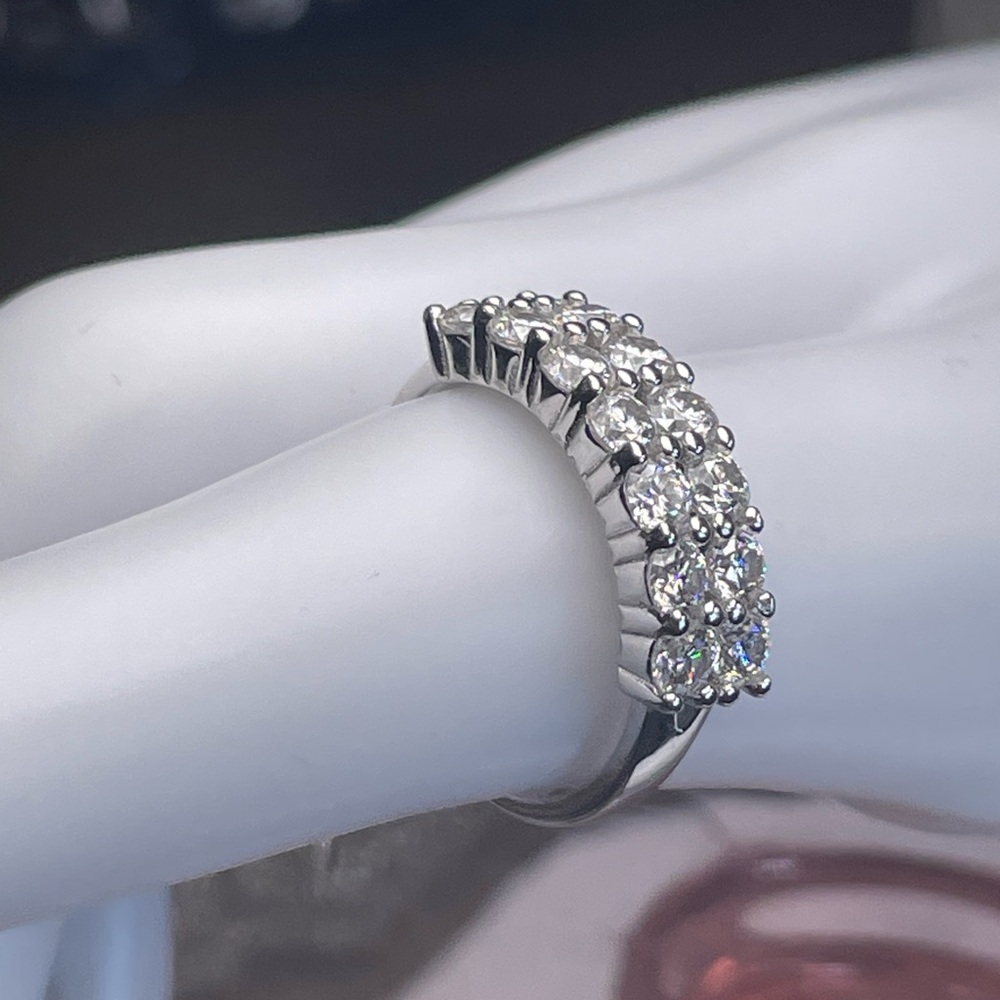 Clearance‼️1.4ct Moissanite  Ring! Moissanite 14k white Gold/silver - Picture 14 of 16